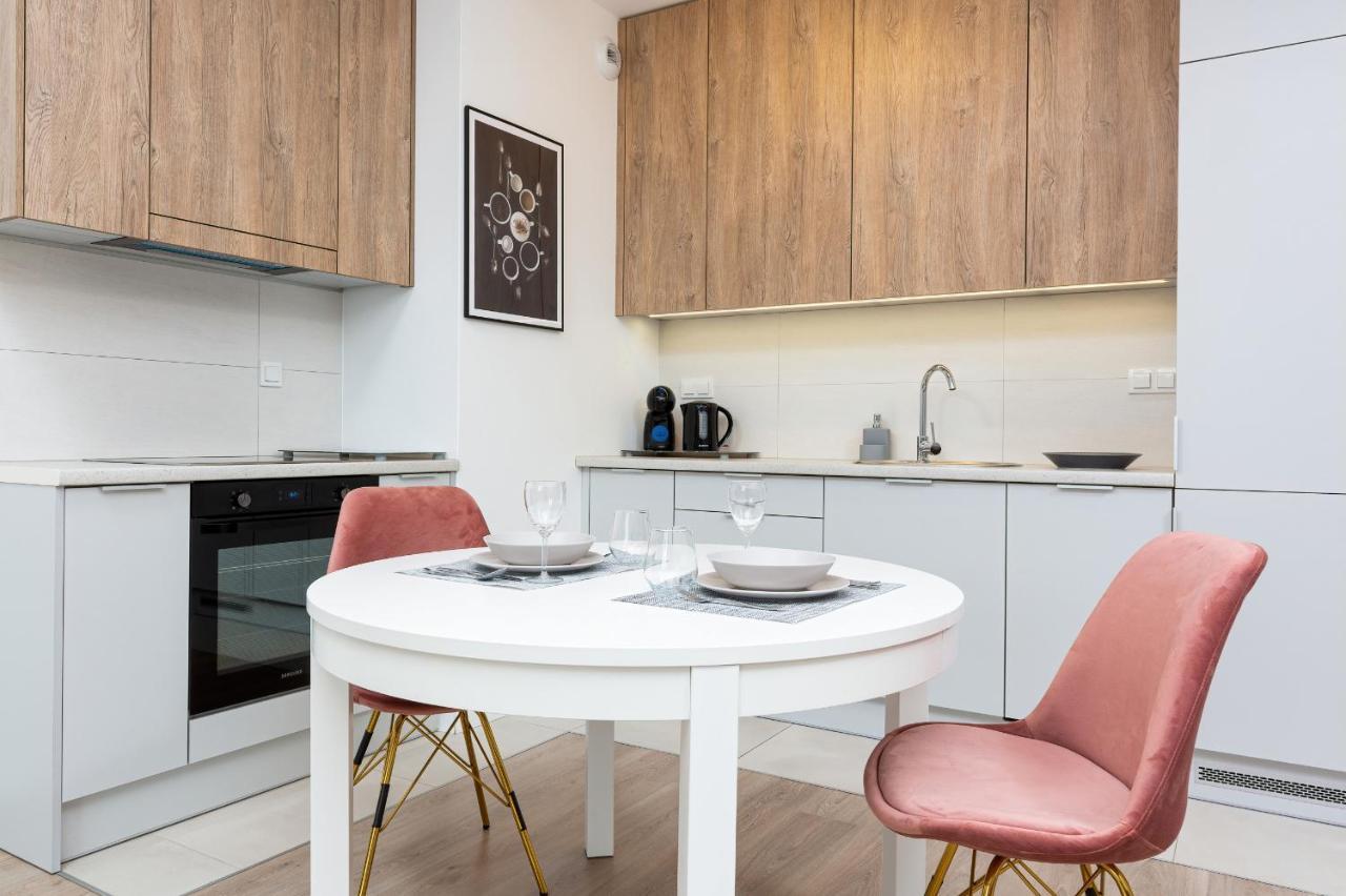 Metro Plocka Exquisite Apartments By Noclegi Renters Βαρσοβία Εξωτερικό φωτογραφία