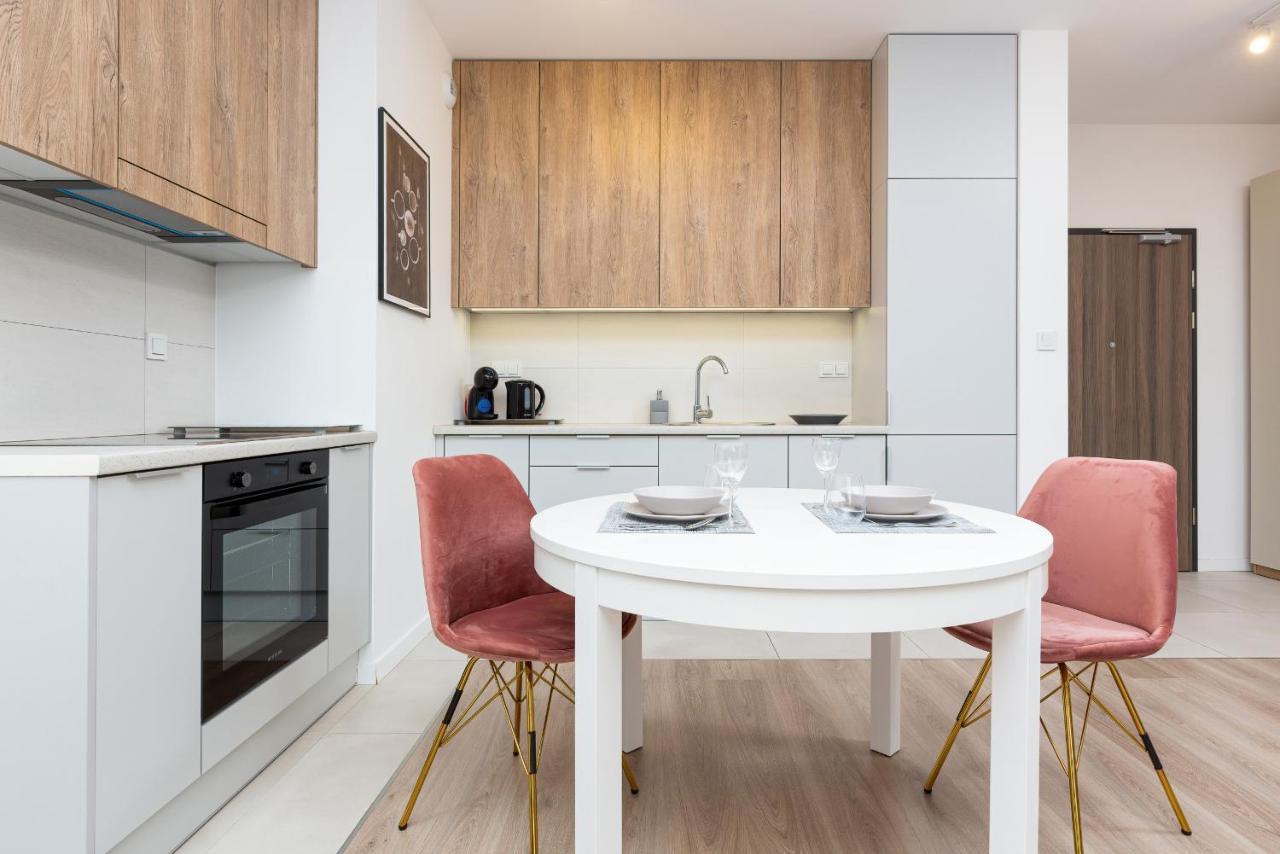 Metro Plocka Exquisite Apartments By Noclegi Renters Βαρσοβία Εξωτερικό φωτογραφία